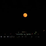 満月と夜景